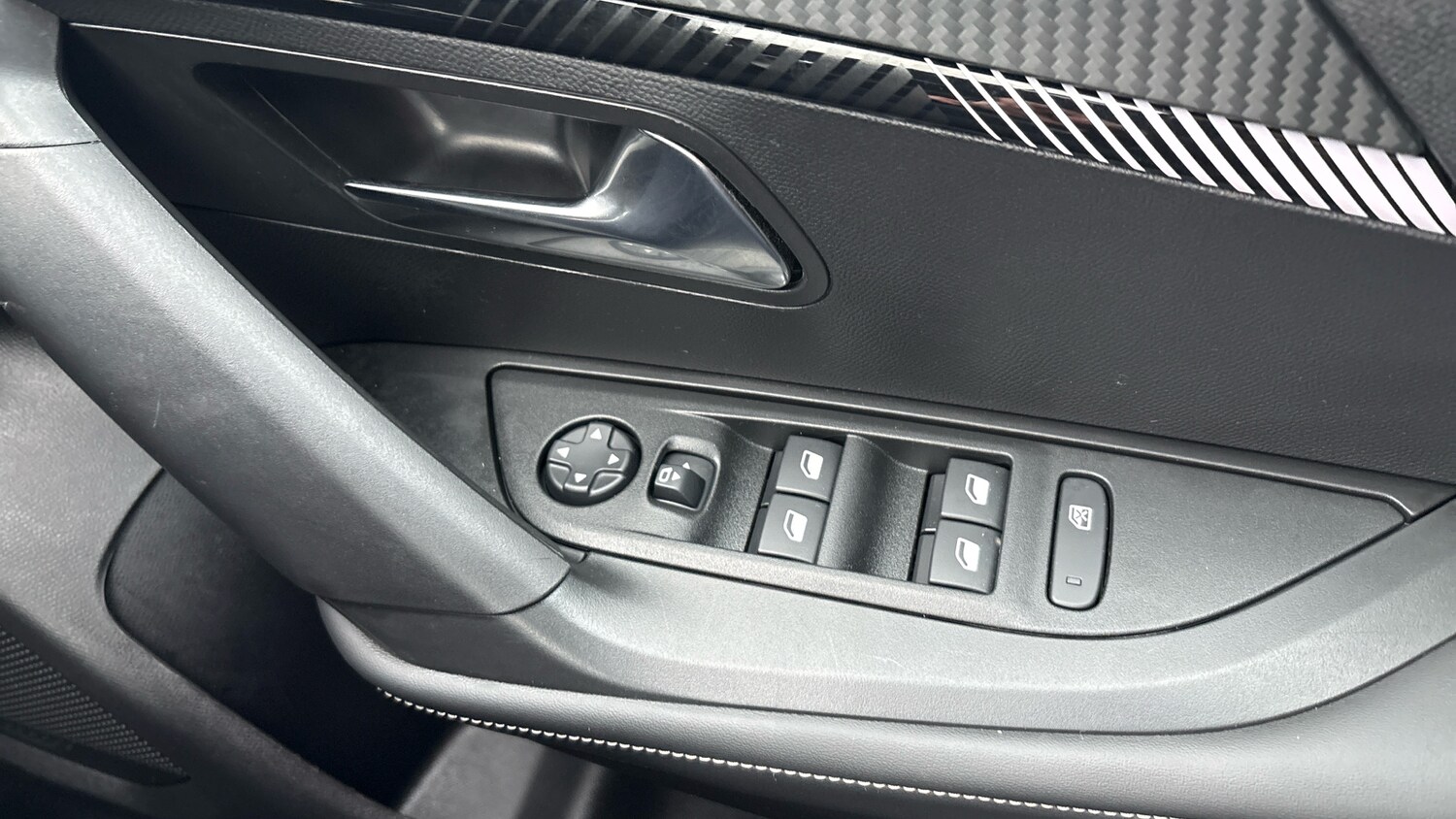 Used Peugeot 2008 2025 for sale - 77613558: Photo 22