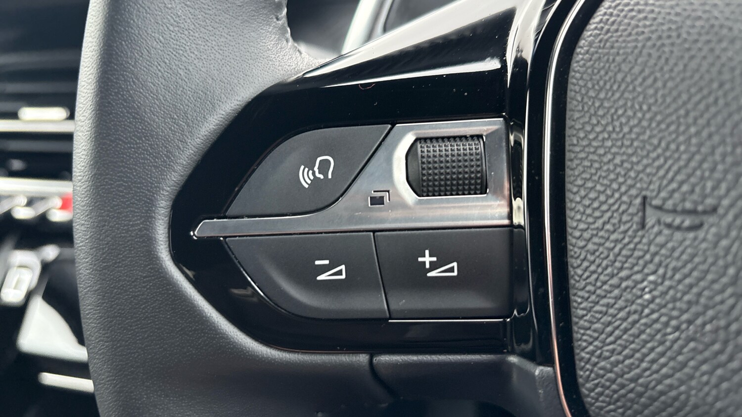 Used Peugeot 2008 2025 for sale - 77613558: Photo 23