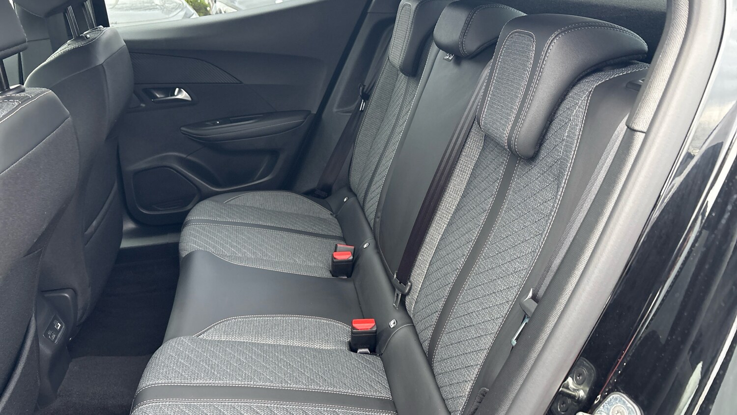 Used Peugeot 2008 2025 for sale - 77613558: Photo 25