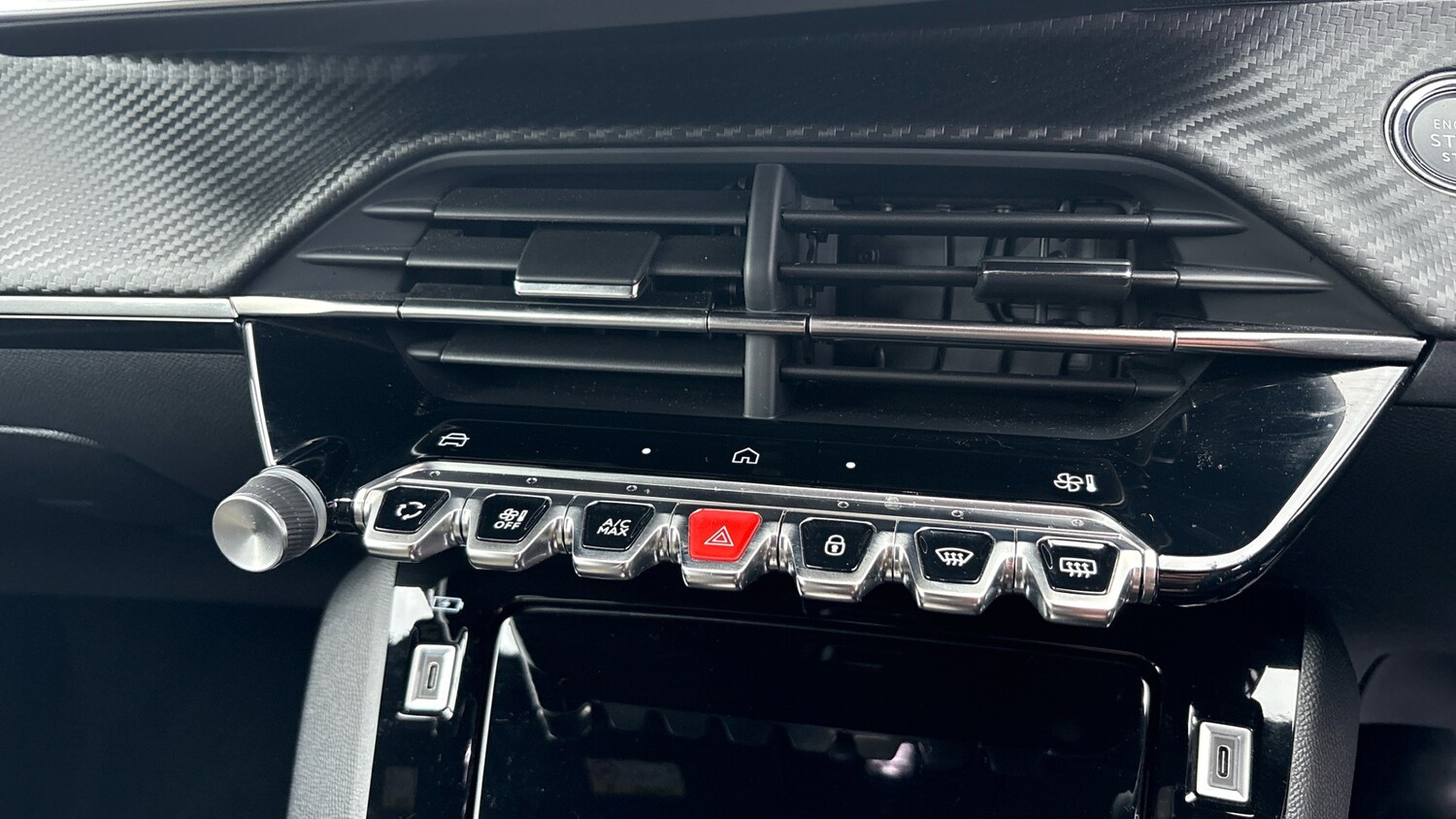 Used Peugeot 2008 2025 for sale - 77613558: Photo 28