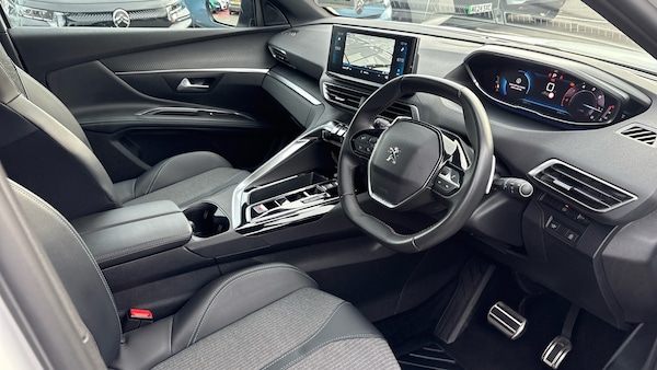 Used Peugeot 5008 2023 for sale - 76315632: Photo 11