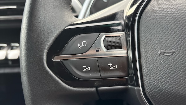 Used Peugeot 5008 2023 for sale - 76315632: Photo 23