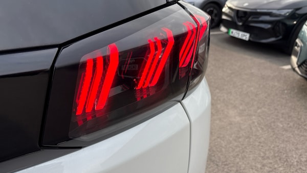 Used Peugeot 5008 2023 for sale - 76315632: Photo 29