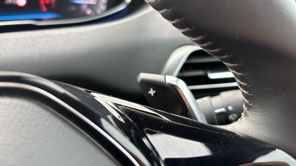 Used Peugeot 5008 2023 for sale - 76315632: Photo 42