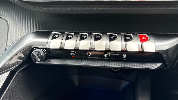 Used Peugeot 5008 2023 for sale - 76315632: Photo 48