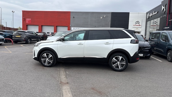 Used Peugeot 5008 2023 for sale - 76315632: Photo 6