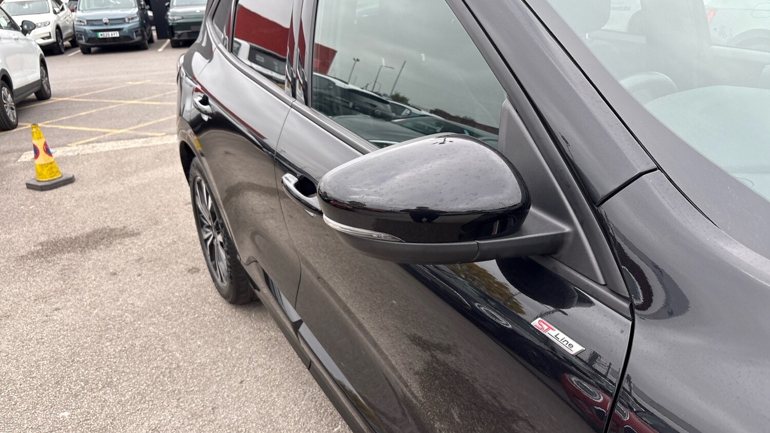 Used Ford Kuga 2023 for sale - 76110288: Photo 30