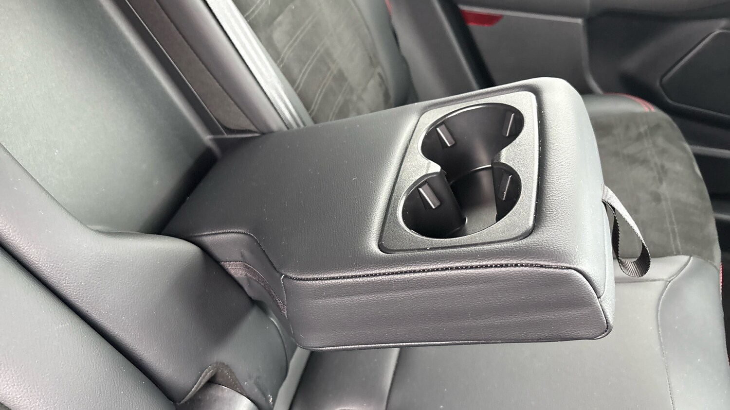 Used Ford Kuga 2023 for sale - 76110288: Photo 42