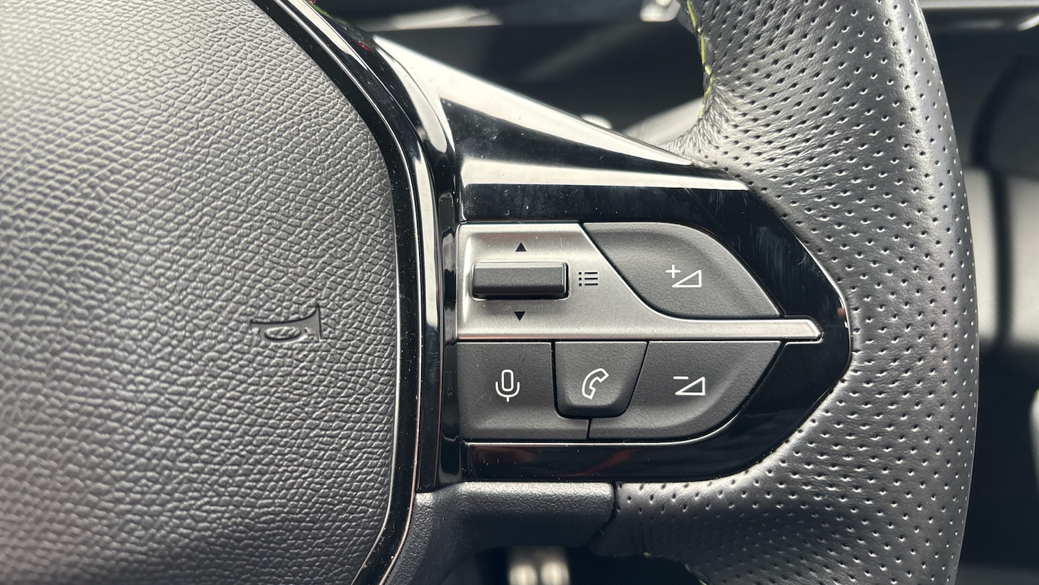 Used Peugeot 308 2024 for sale - 77441909: Photo 24