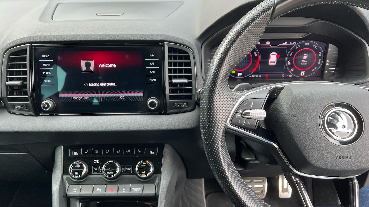 Used Skoda Karoq 2021 for sale - 78021127: Photo 10