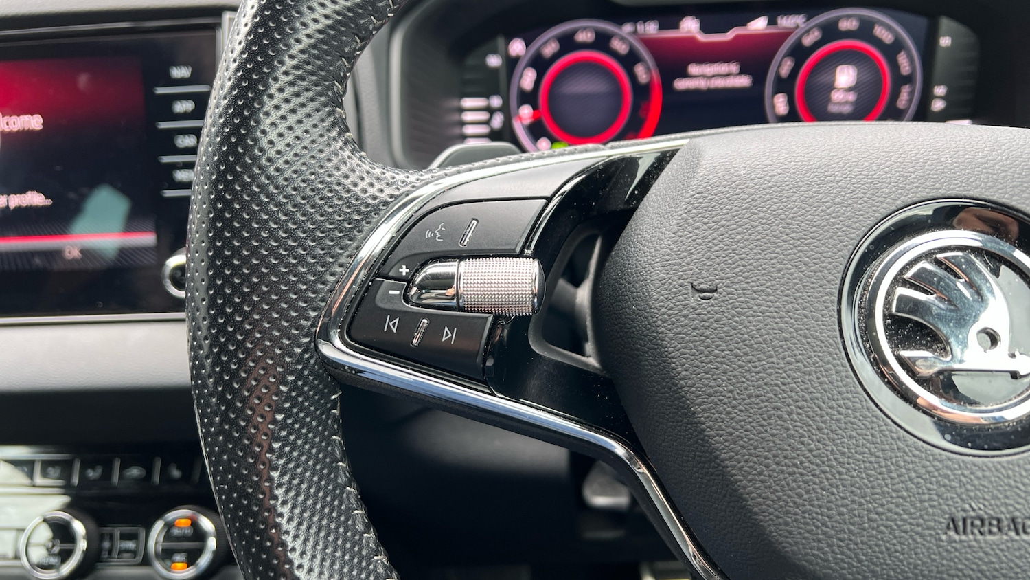 Used Skoda Karoq 2021 for sale - 78021127: Photo 23