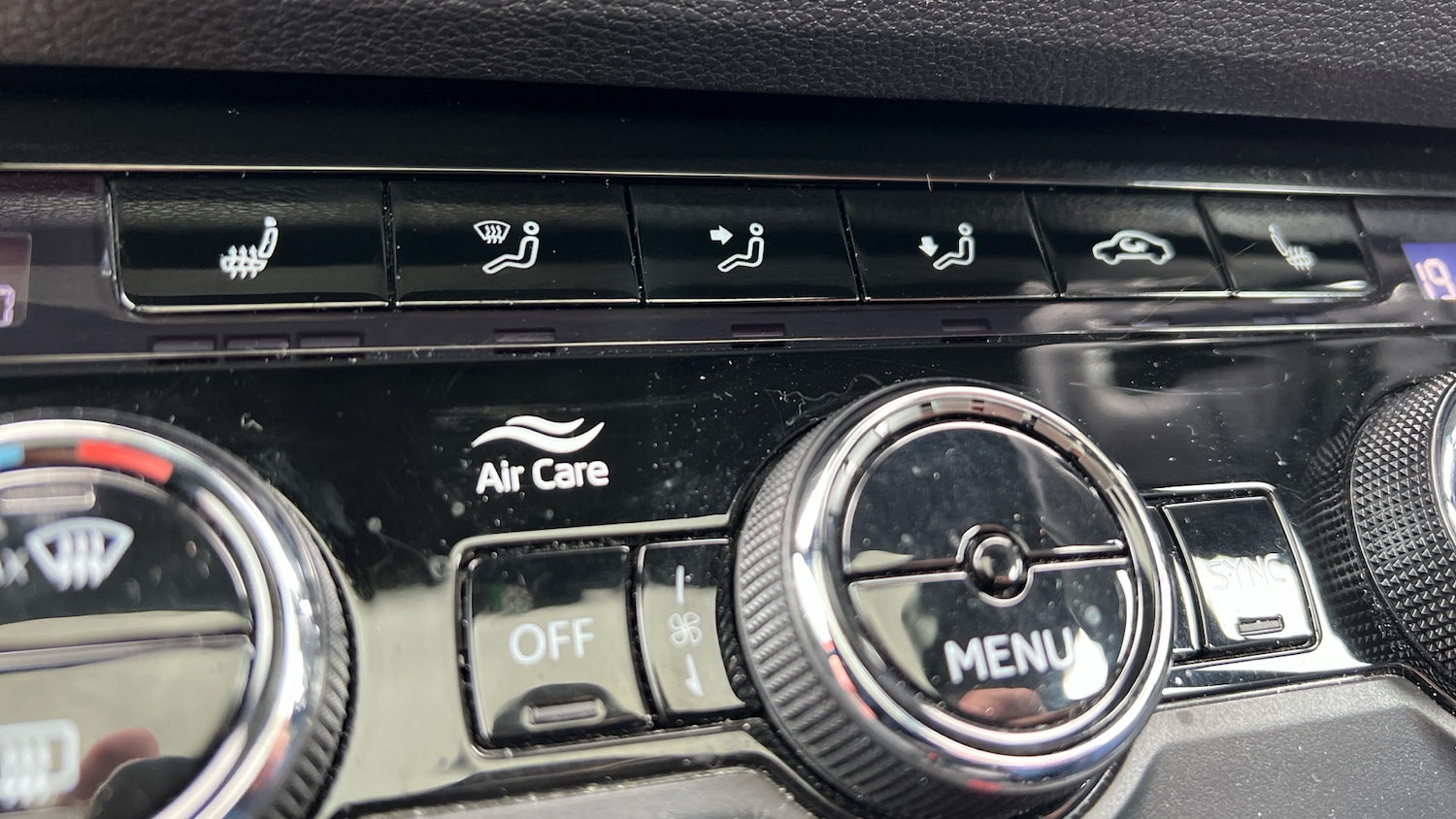 Used Skoda Karoq 2021 for sale - 78021127: Photo 32