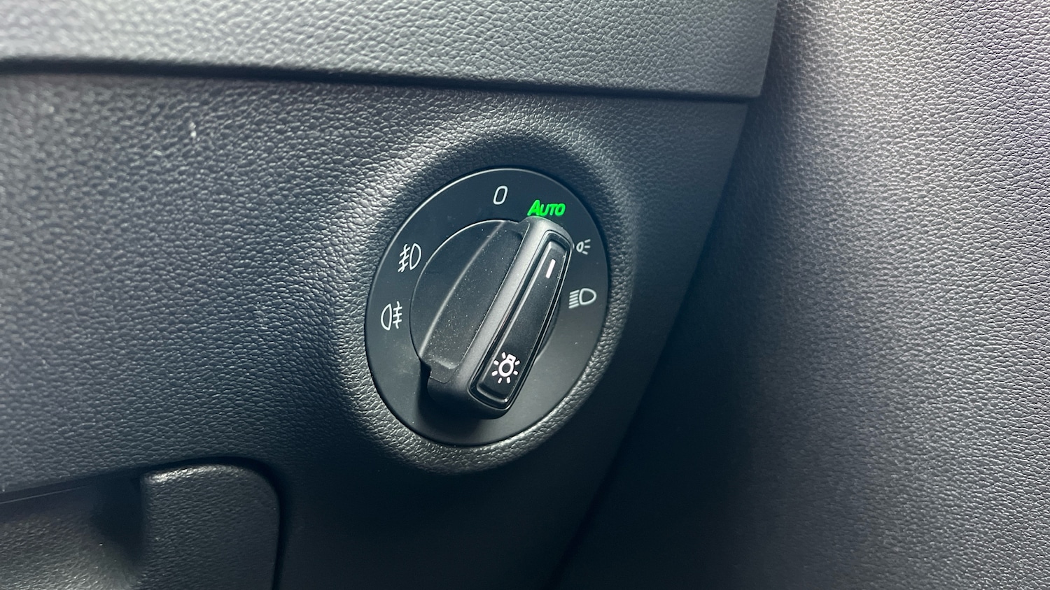 Used Skoda Karoq 2021 for sale - 78021127: Photo 37