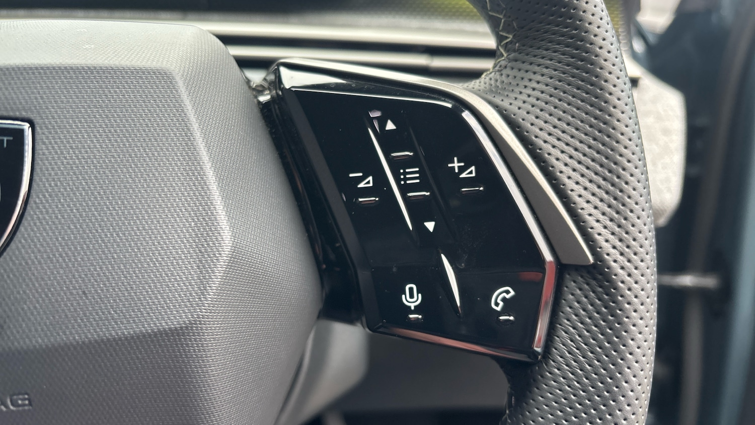 Used Peugeot 3008 2025 for sale - 77372321: Photo 24