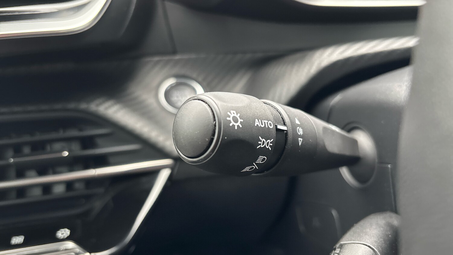 Used Peugeot 208 2023 for sale - 77511928: Photo 26