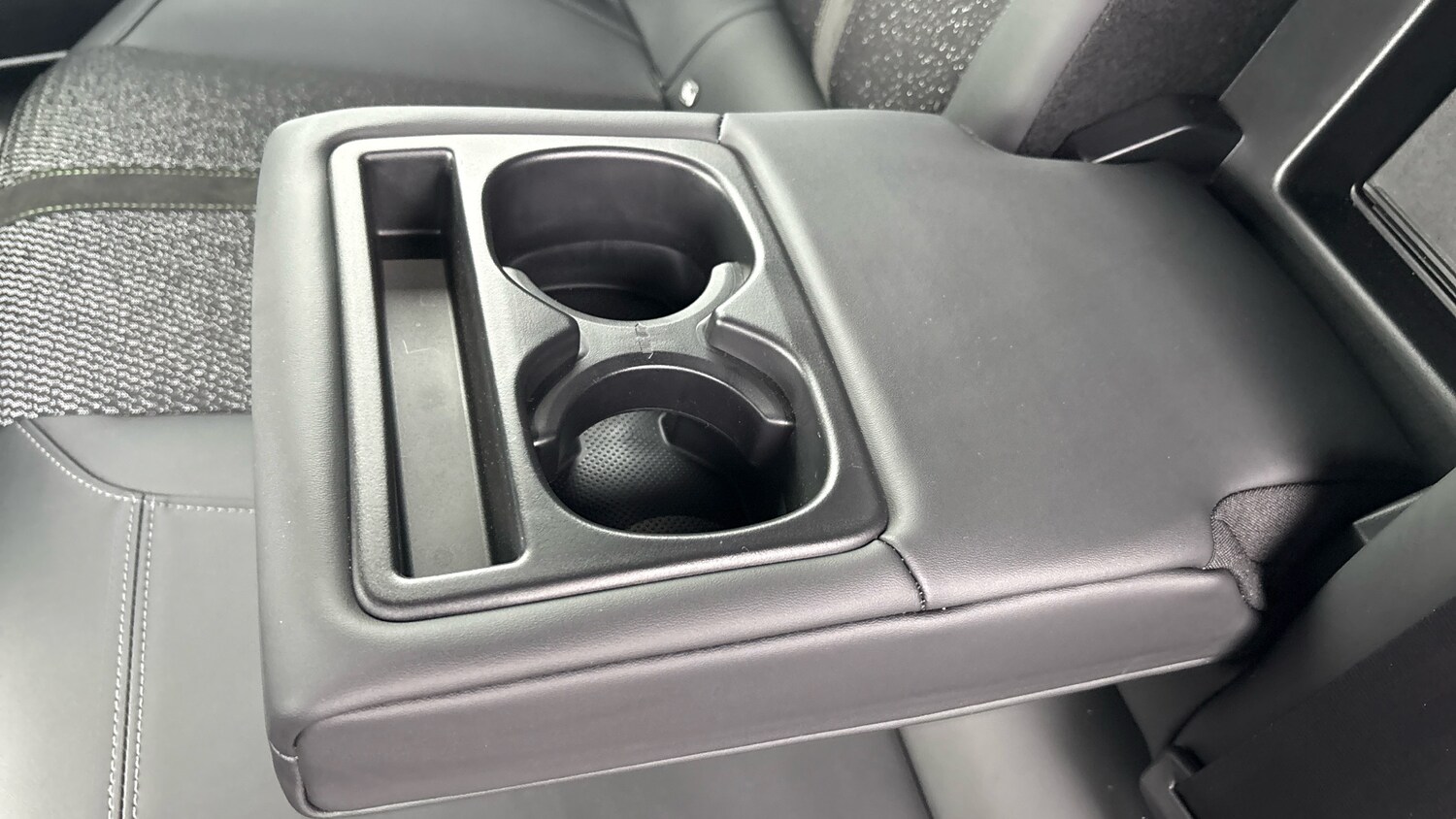 Used Peugeot 308 2024 for sale - 76043891: Photo 38