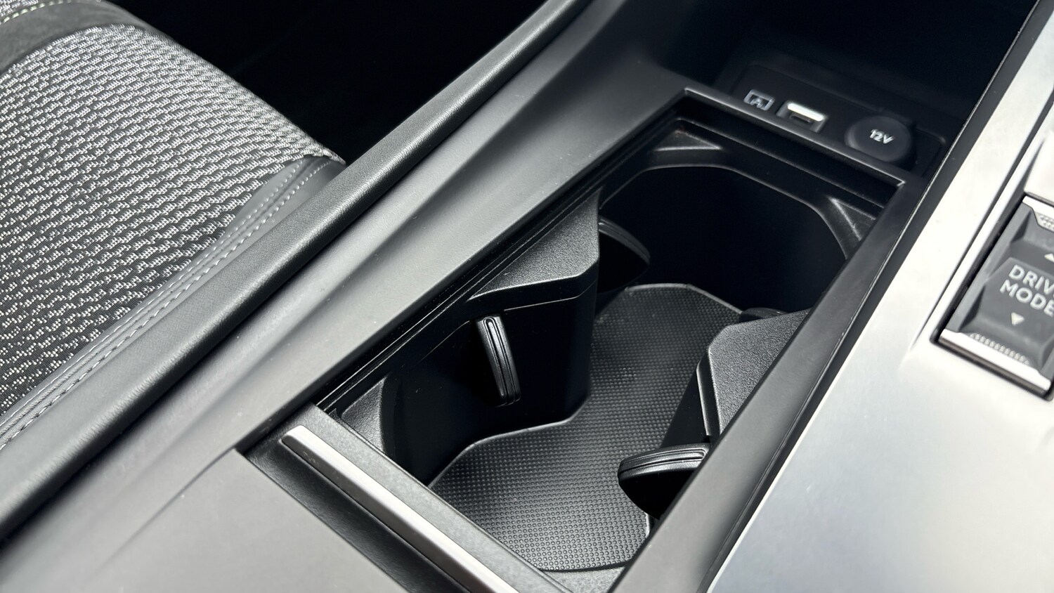 Used Peugeot 308 2024 for sale - 76043891: Photo 54