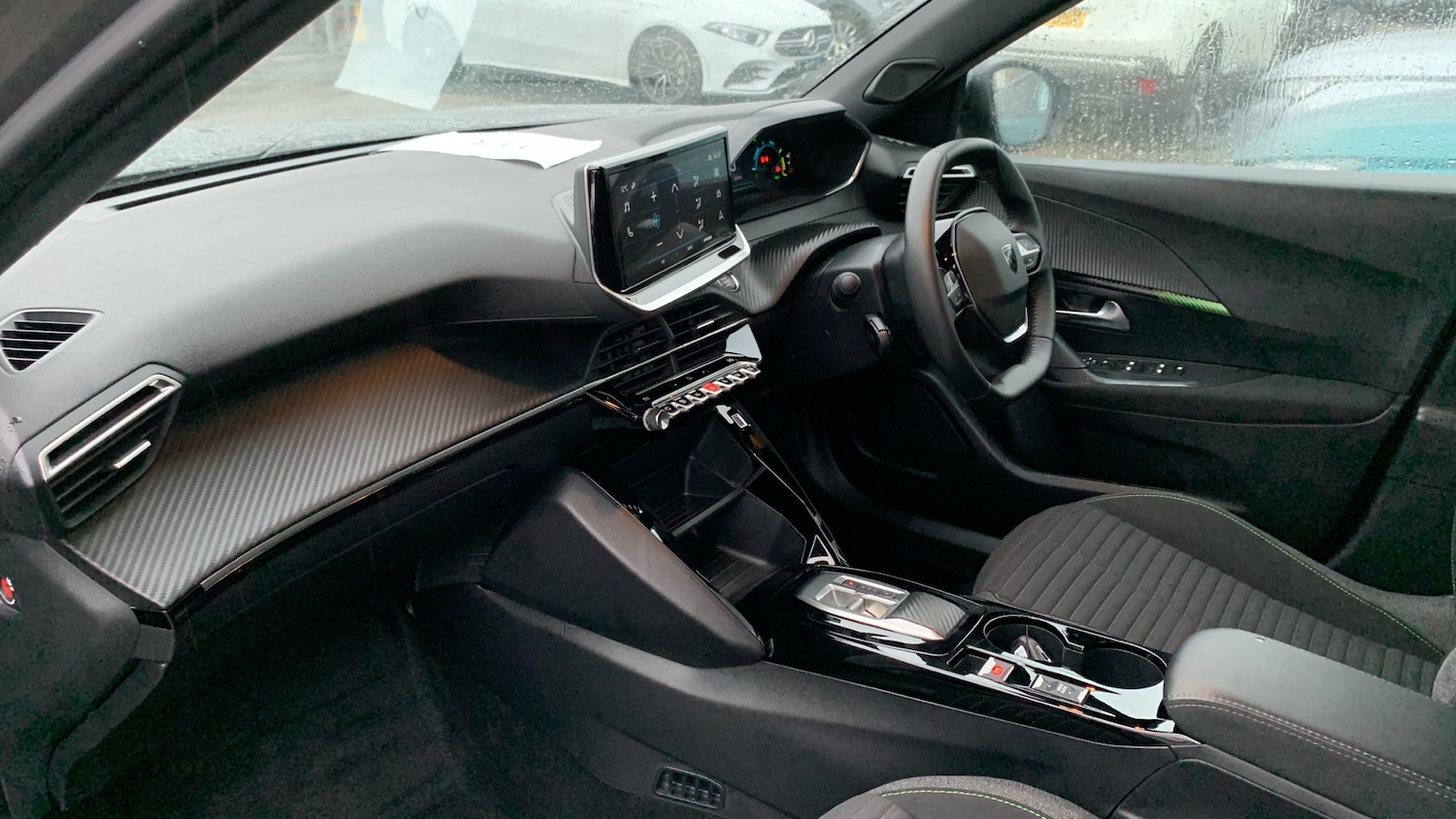 Used Peugeot 2008 2024 for sale - 76307988: Photo 12