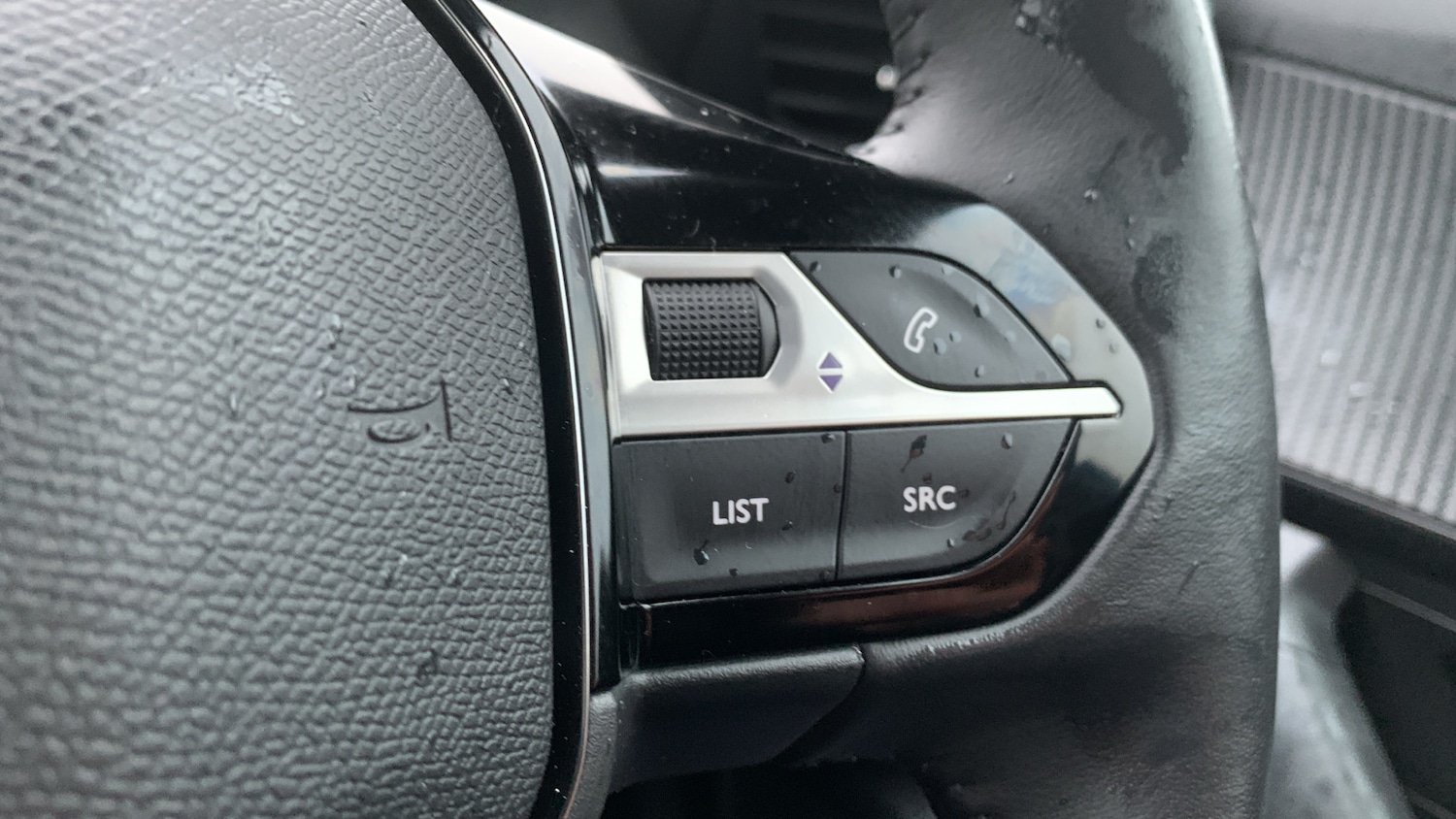 Used Peugeot 2008 2024 for sale - 76307988: Photo 24