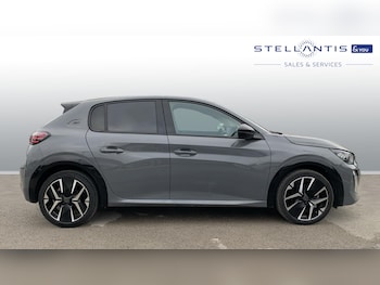 Used Peugeot 208 2024 for sale - 76086031: Photo 2