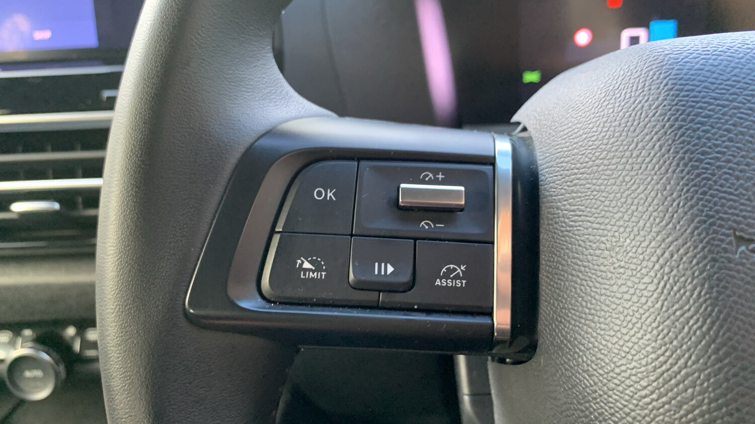 Used Citroen C4 2024 for sale - 76486452: Photo 23