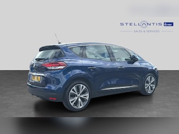 Used Renault Scenic 2017 for sale - 78867558: Photo