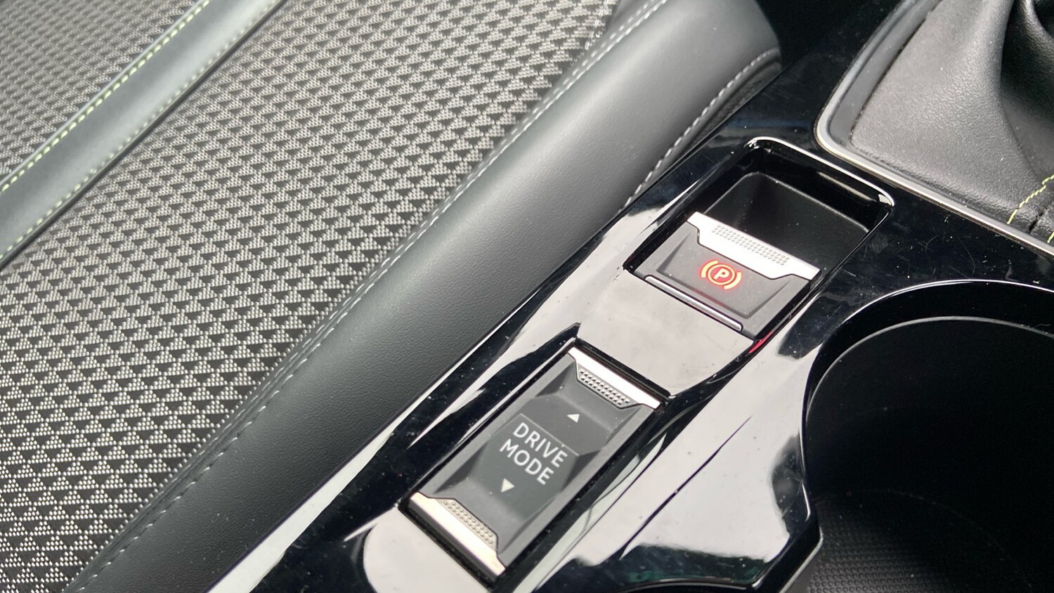 Used Peugeot 208 2022 for sale - 76033053: Photo 21