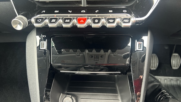 Used Peugeot 208 2020 for sale - 75733184: Photo 36
