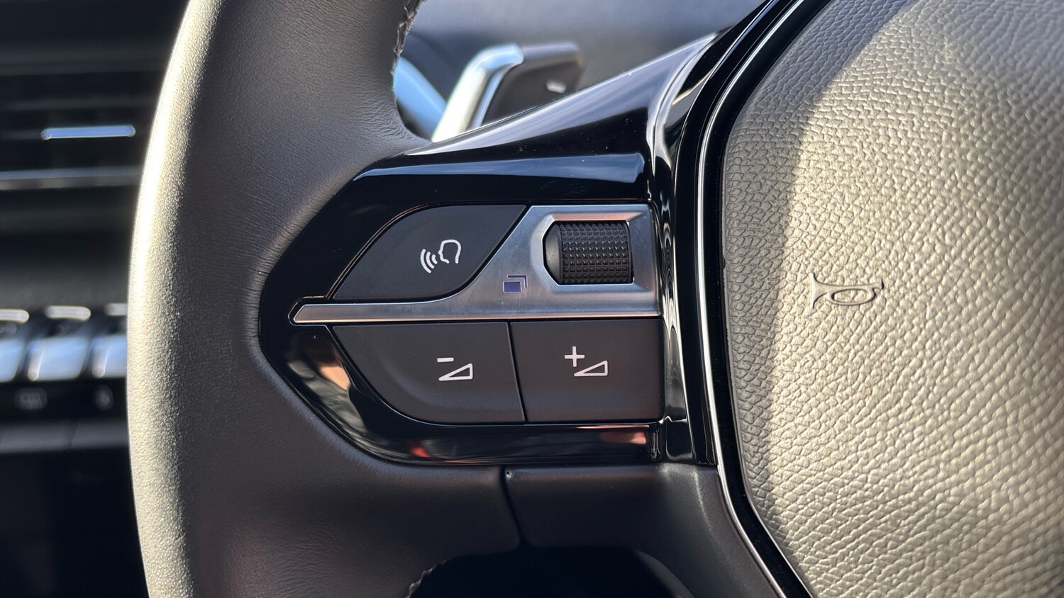 Used Peugeot 3008 2024 for sale - 77809559: Photo 23