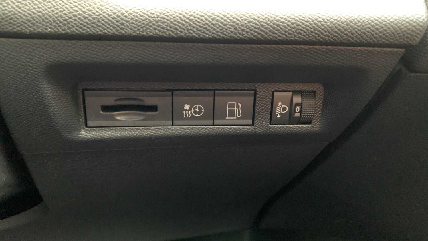 Used Peugeot 308 SW 2025 for sale - 76315634: Photo 46