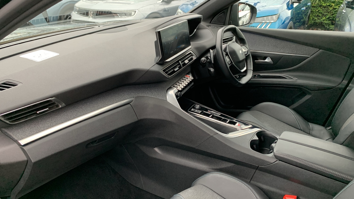 Used Peugeot 5008 2023 for sale - 76486453: Photo 12