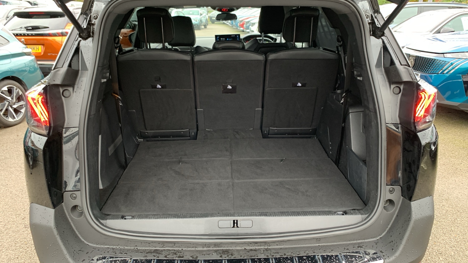 Used Peugeot 5008 2023 for sale - 76486453: Photo 19