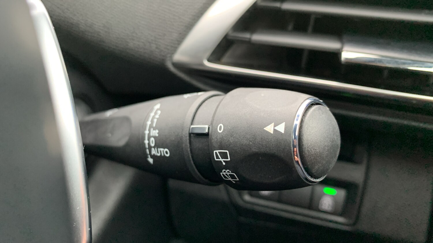 Used Peugeot 5008 2023 for sale - 76486453: Photo 48