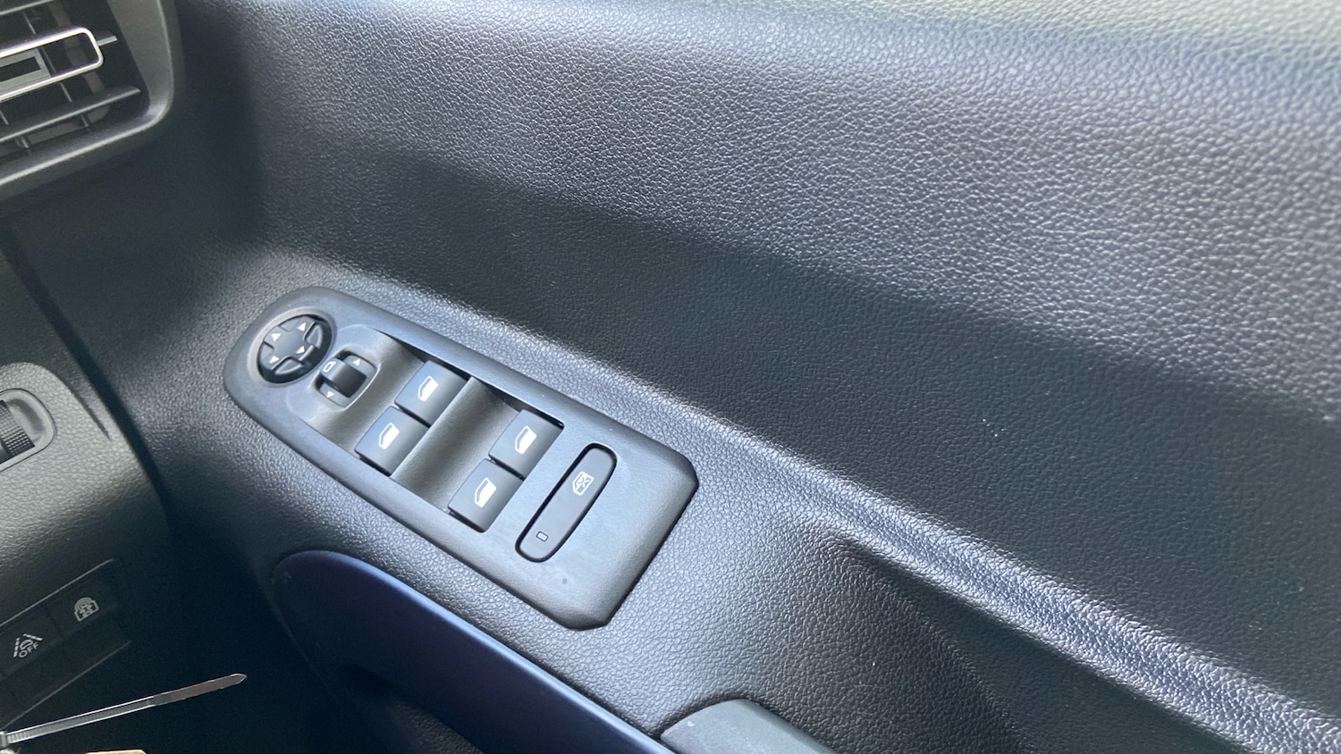 Used Peugeot Rifter 2021 for sale - 76043913: Photo 22