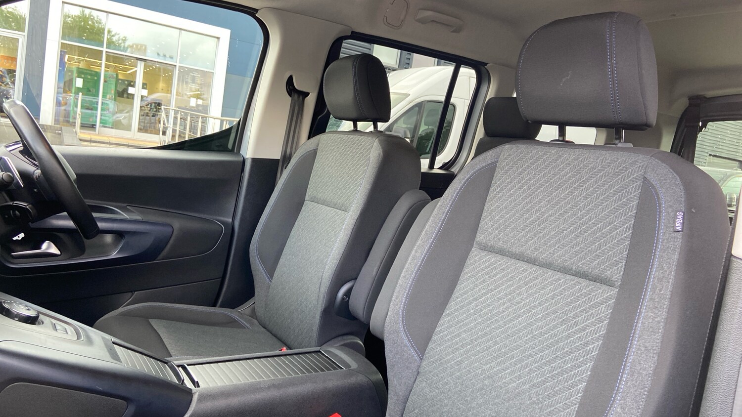 Used Peugeot Rifter 2021 for sale - 76043913: Photo 41