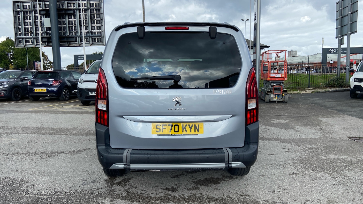 Used Peugeot Rifter 2021 for sale - 76043913: Photo 9