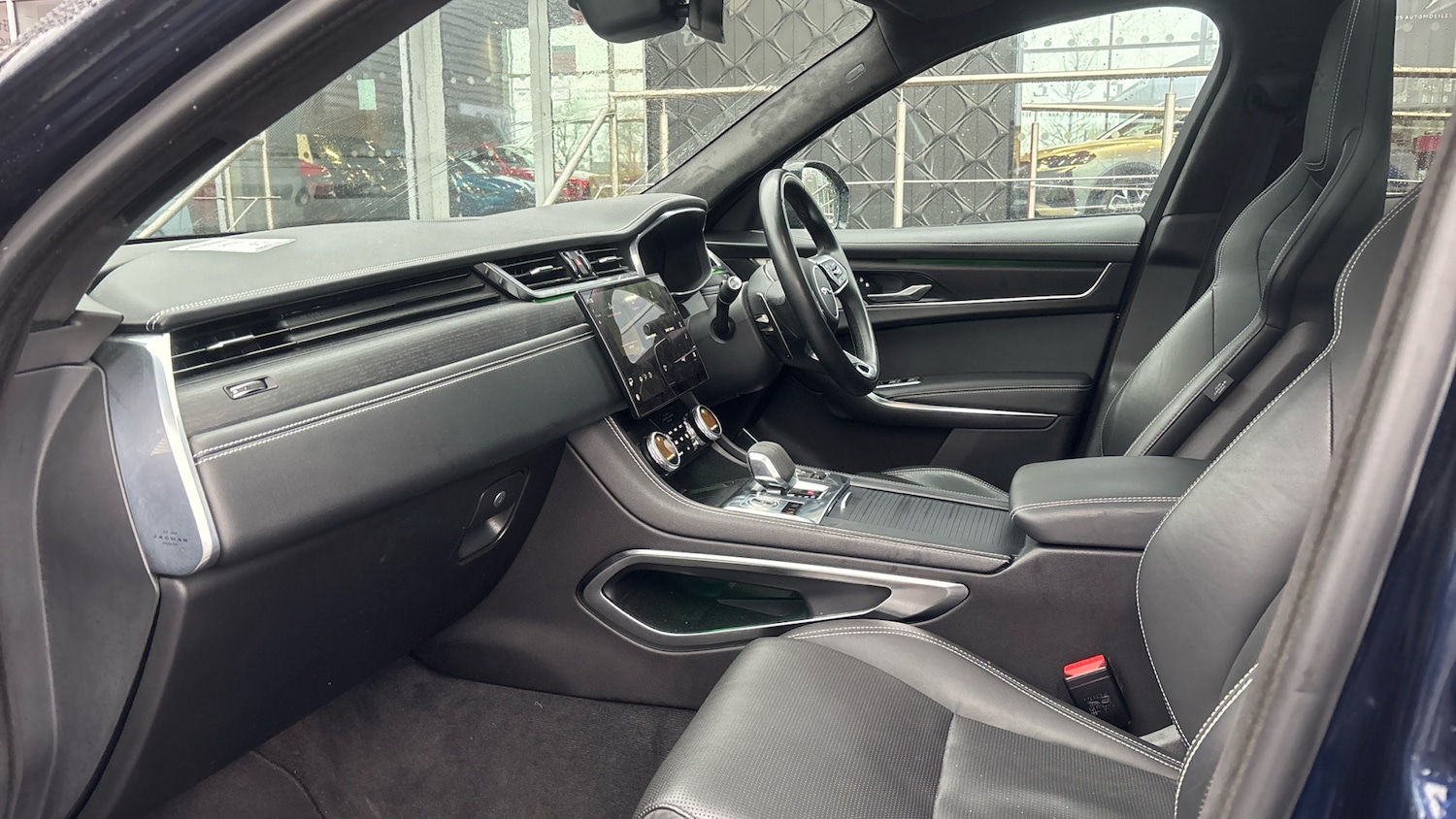 Used Jaguar F-Pace 2023 for sale - 77254274: Photo 12