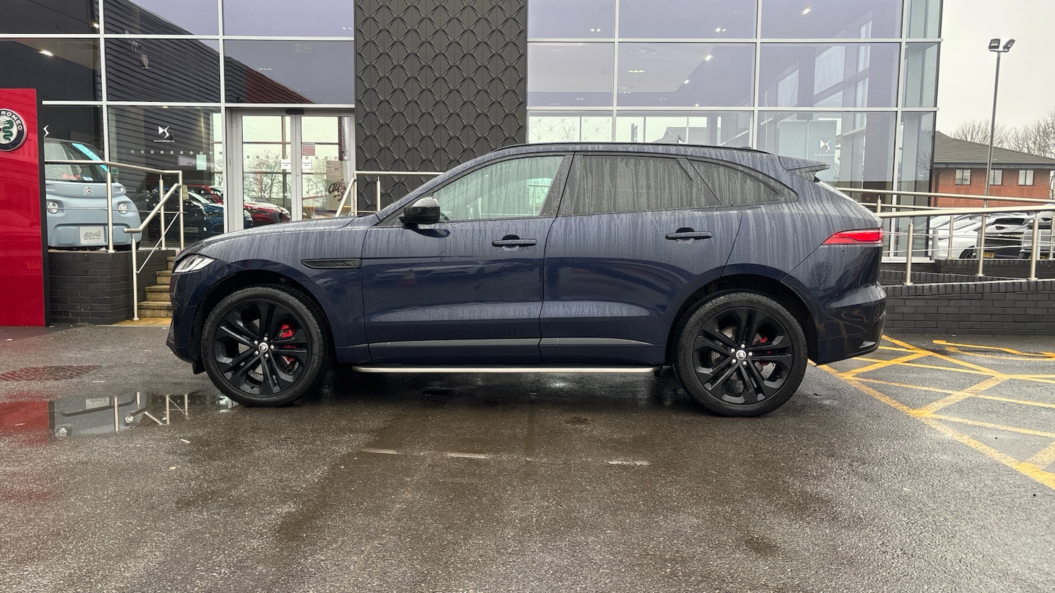 Used Jaguar F-Pace 2023 for sale - 77254274: Photo 7
