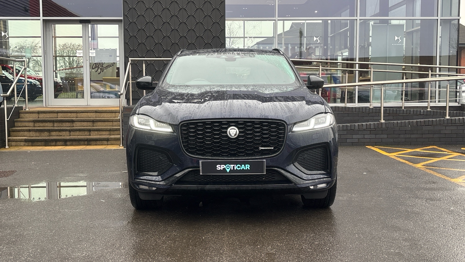 Used Jaguar F-Pace 2023 for sale - 77254274: Photo 9