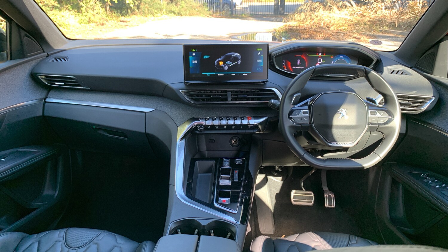 Used Peugeot 3008 2024 for sale - 76003042: Photo 4