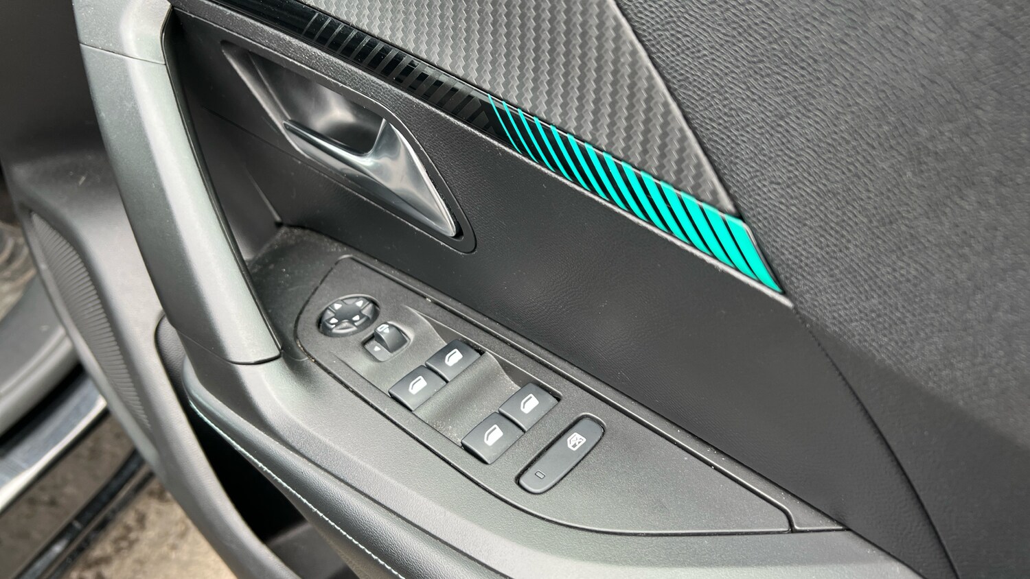 Used Peugeot 2008 2022 for sale - 78073628: Photo 22