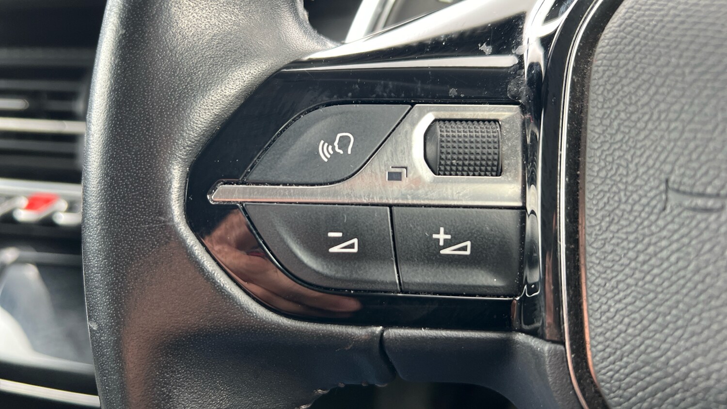 Used Peugeot 2008 2022 for sale - 78073628: Photo 23