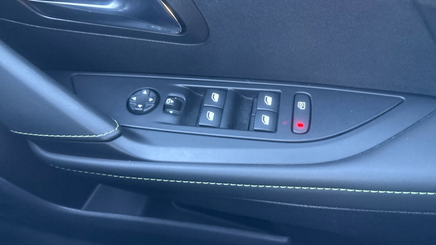 Used Peugeot 208 2025 for sale - 76887902: Photo 23