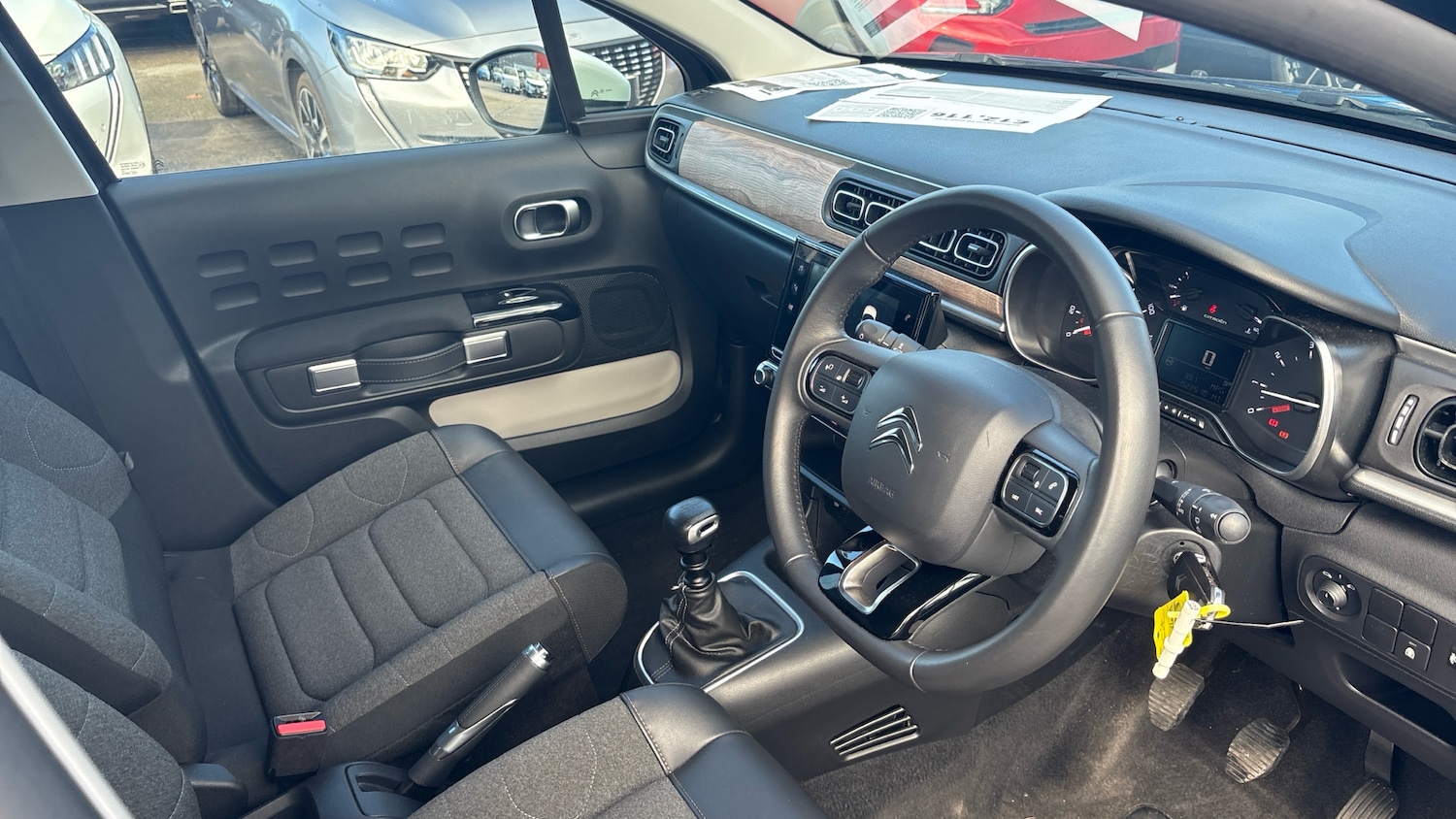 Used Citroen C3 2023 for sale - 76887890: Photo 11