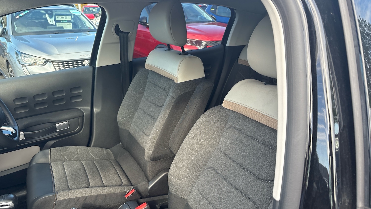 Used Citroen C3 2023 for sale - 76887890: Photo 34