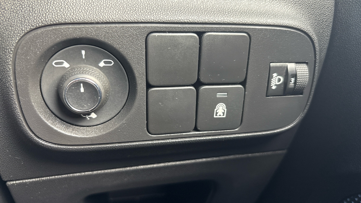 Used Citroen C3 2023 for sale - 76887890: Photo 39