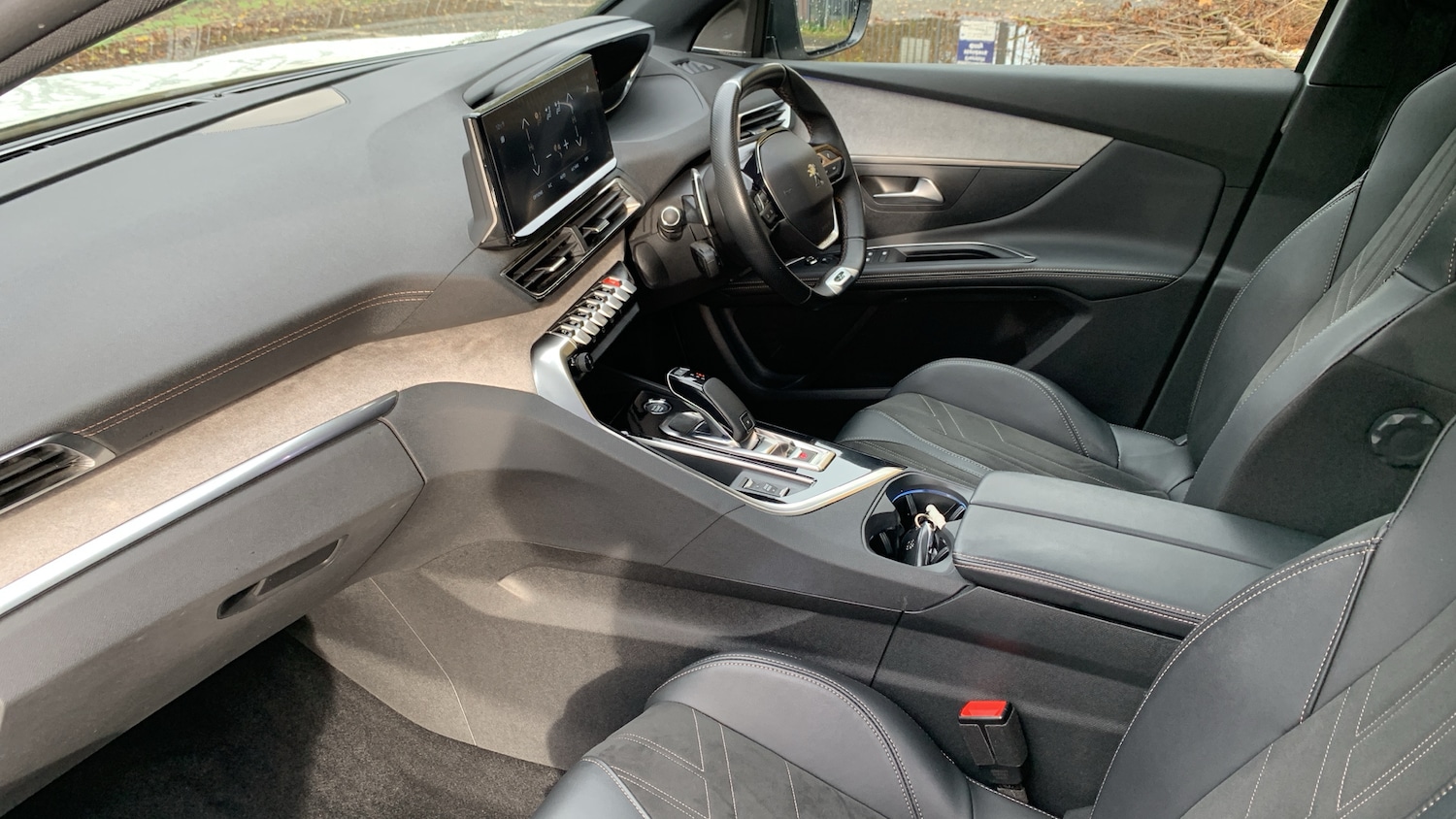 Used Peugeot 5008 2022 for sale - 76486450: Photo 12