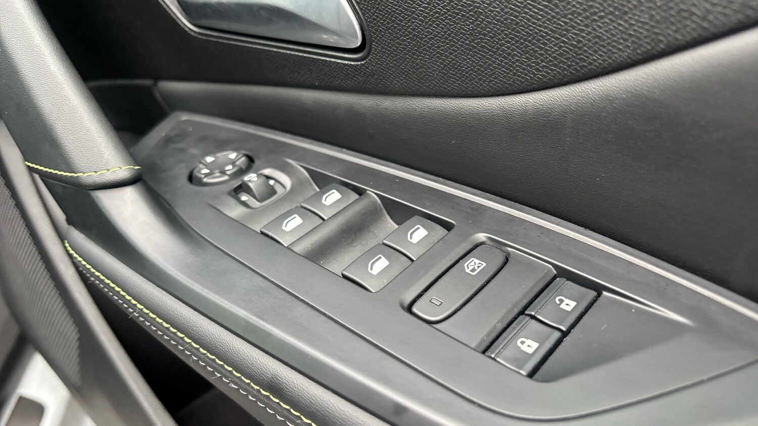 Used Peugeot 408 2025 for sale - 78102280: Photo 22