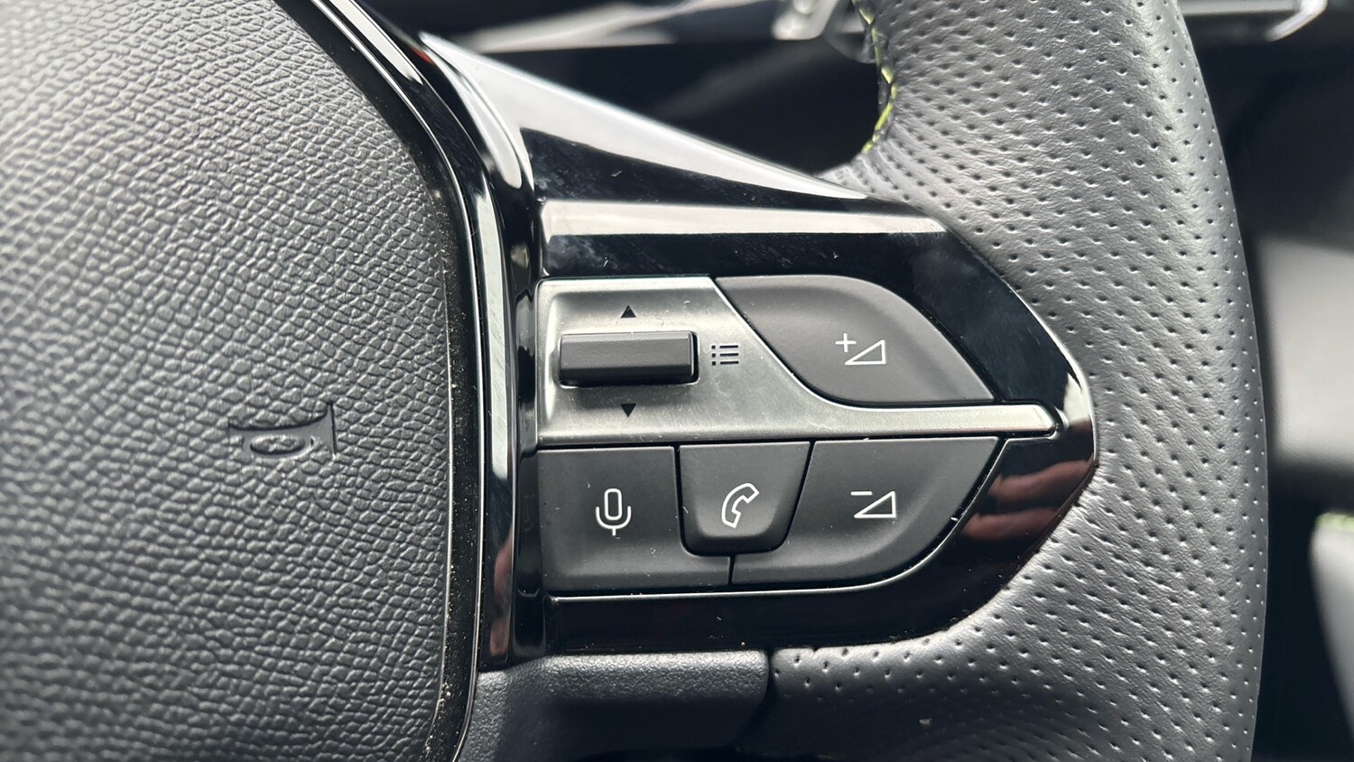 Used Peugeot 408 2025 for sale - 78102280: Photo 24