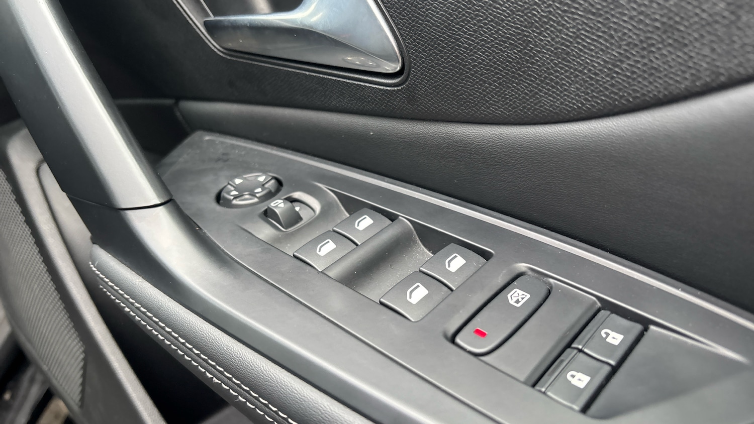 Used Peugeot 408 2024 for sale - 77388241: Photo 23